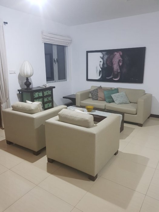 Òn 320 union place Colombo 2