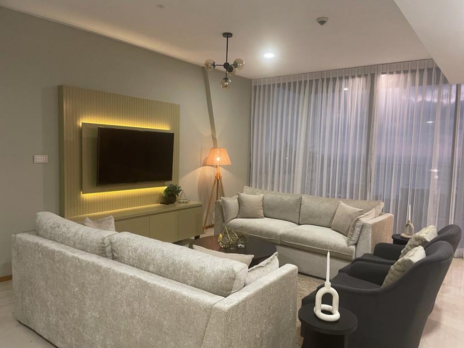 Grand apartment ward place 