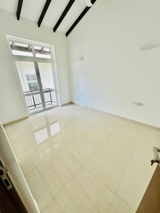 MALABE. Brand new House 