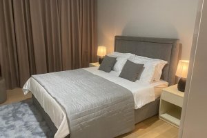 Grand apartment ward place 