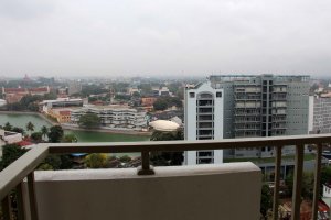 Luxury on 320 apartment 